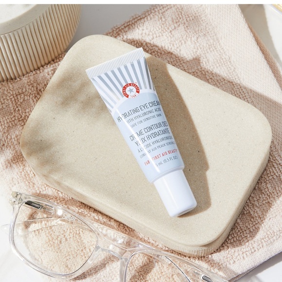 BNIB FIRST AID BEAUTY HYDRATING EYE CREAM - Picture 9 of 10